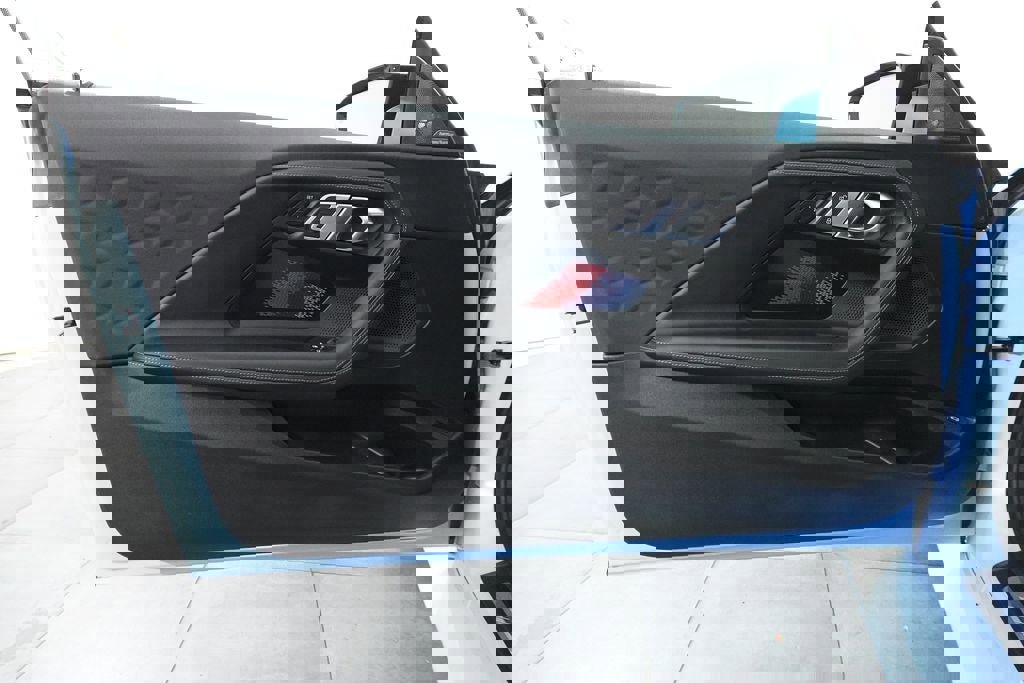 Used 2023 BMW M2 RWD image 17