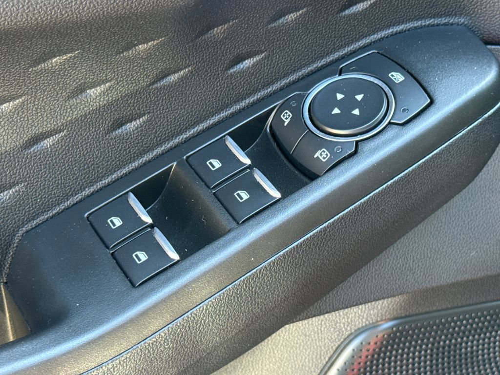 Used 2020 Ford Escape Titanium w/ Titanium Premium Package 2.0 image 21