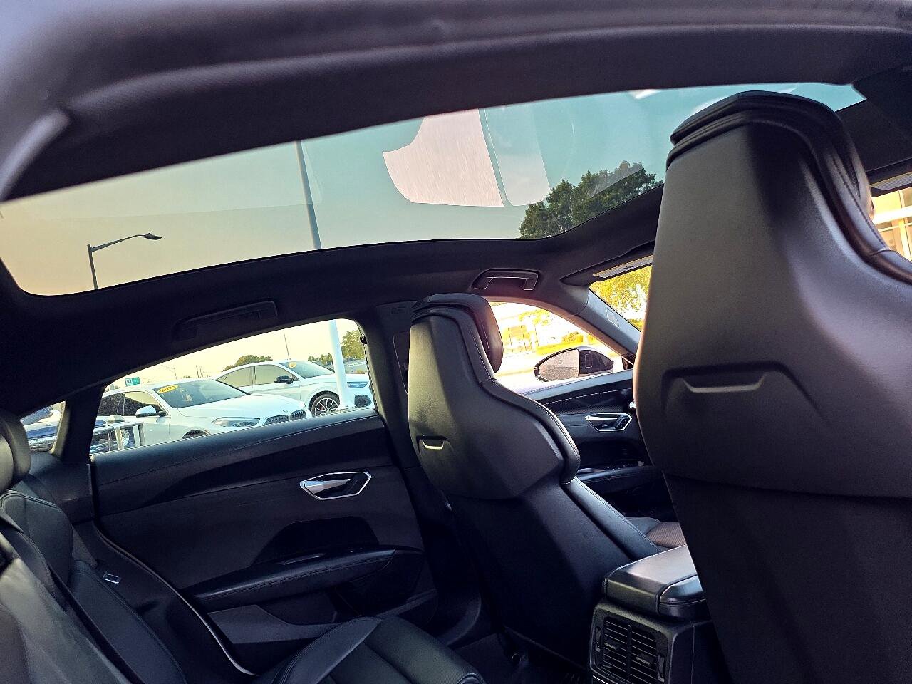 Used 2022 Audi e-tron GT Premium Plus w/ Performance Package image 47