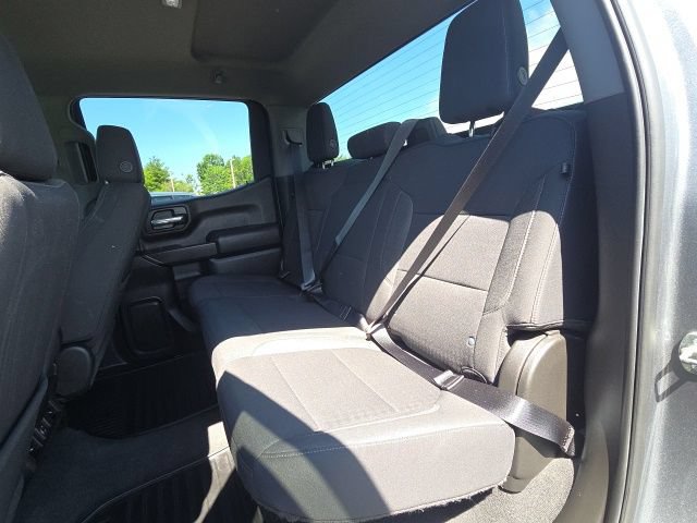 Used 2021 Chevrolet Silverado 1500 LT w/ LPO, Dark Essentials Package AWD/4WD image 13