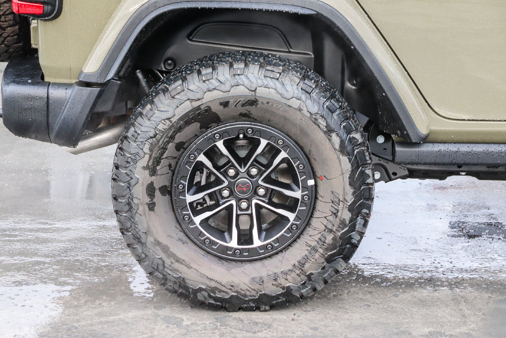New 2026 Jeep Wrangler Unlimited Rubicon AWD/4WD image 12