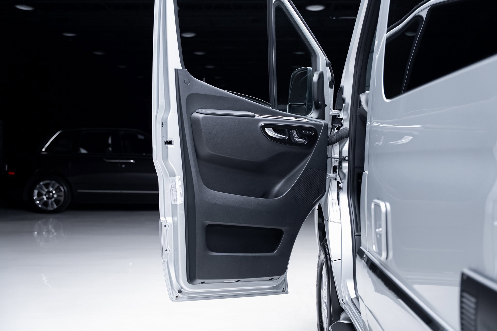 Used 2022 Mercedes-Benz Sprinter 144 Cargo image 52