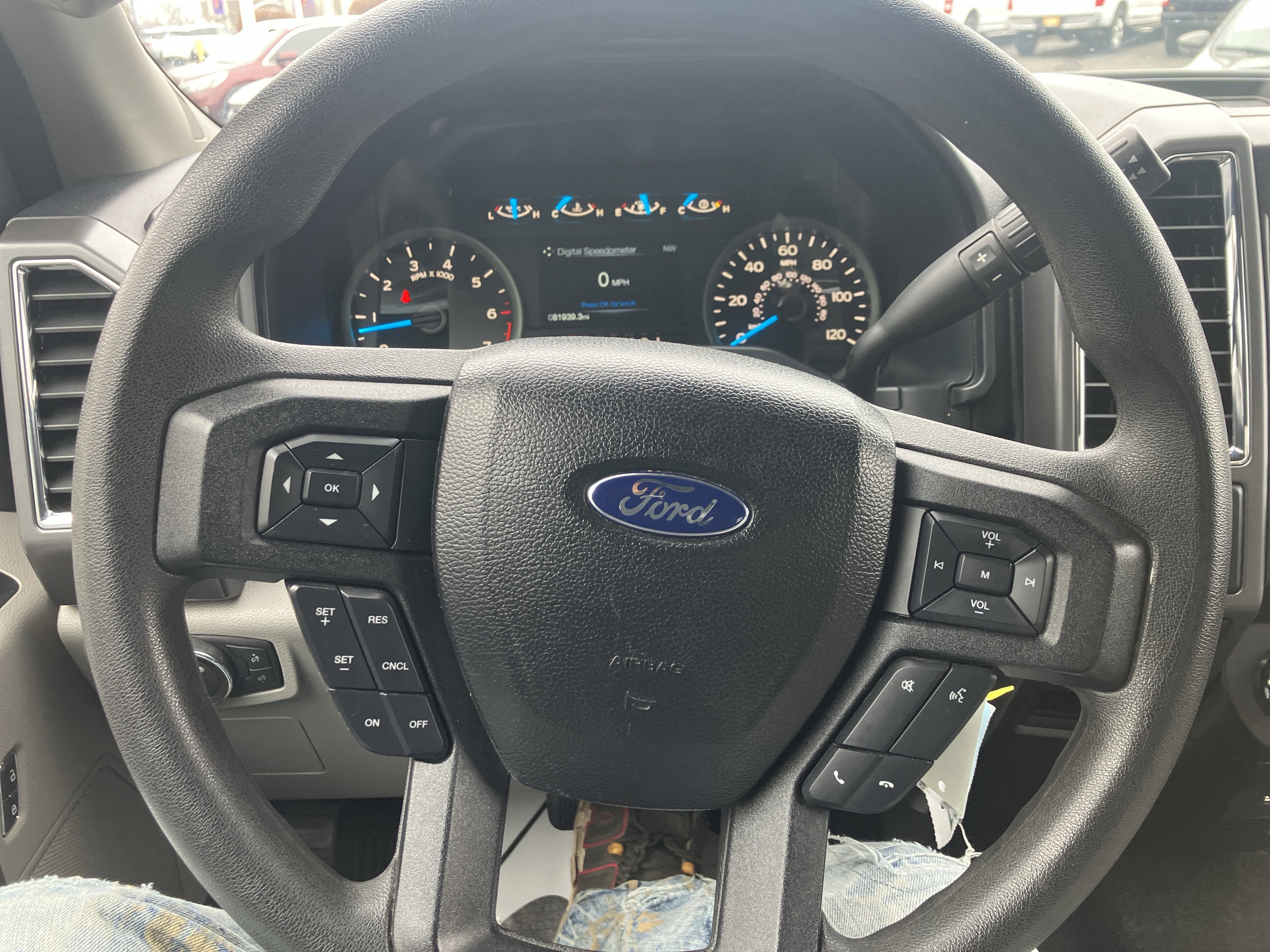 Used 2016 Ford F150 XLT w/ Trailer Tow Package image 21