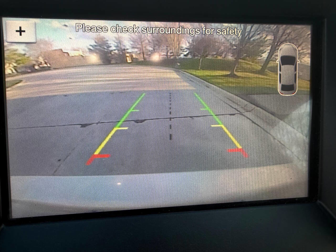 Used 2018 Ford Edge Titanium w/ Ford Safe & Smart Package image 9