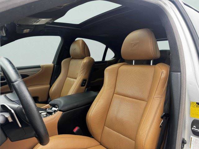 Used 2014 Lexus LS 460 w/ F Sport Package RWD image 20