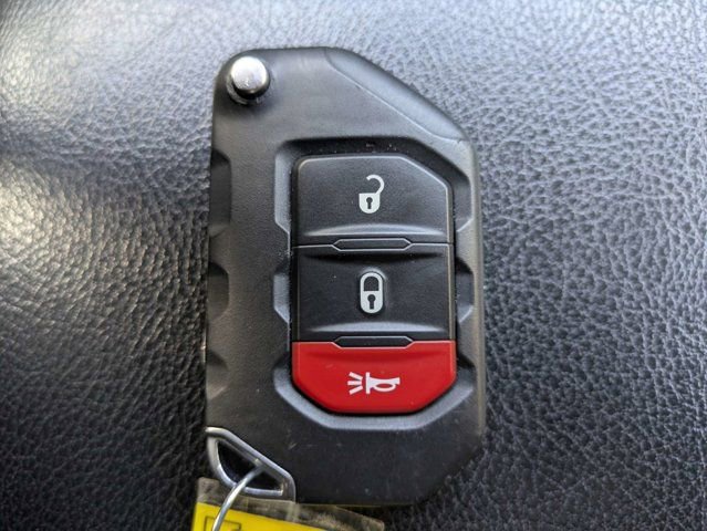 Used 2024 Jeep Wrangler Unlimited Sport AWD/4WD image 31