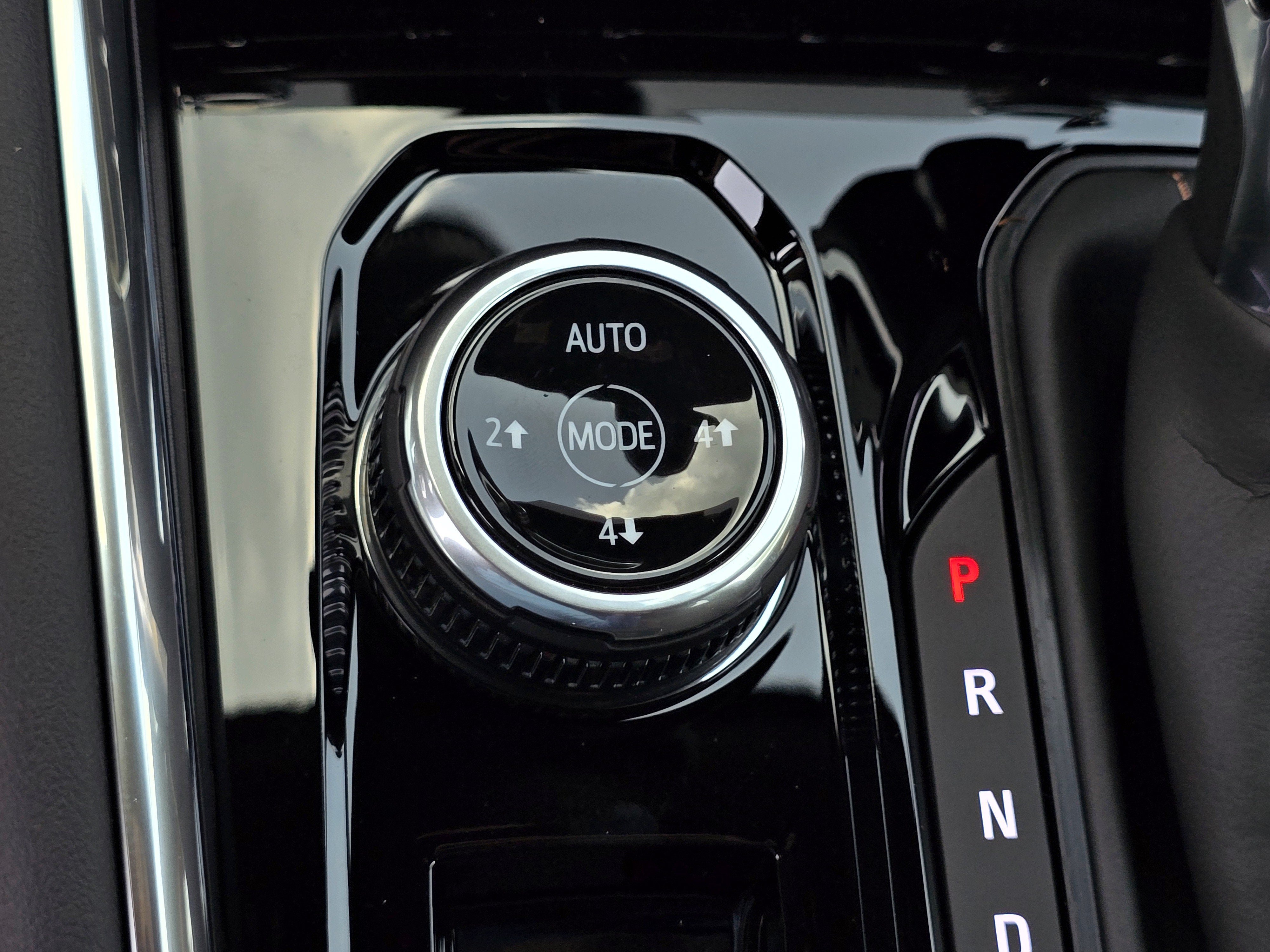 New 2026 GMC Canyon AT4 w/ Technology Plus Package AWD/4WD image 27