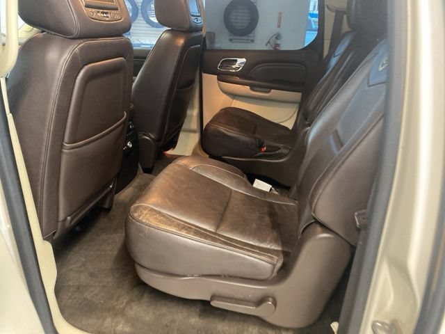 Used 2013 Cadillac Escalade ESV Platinum AWD/4WD image 31