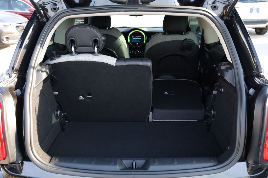 Used 2020 MINI Cooper SE w/ 6.5" Touchscreen Package image 8