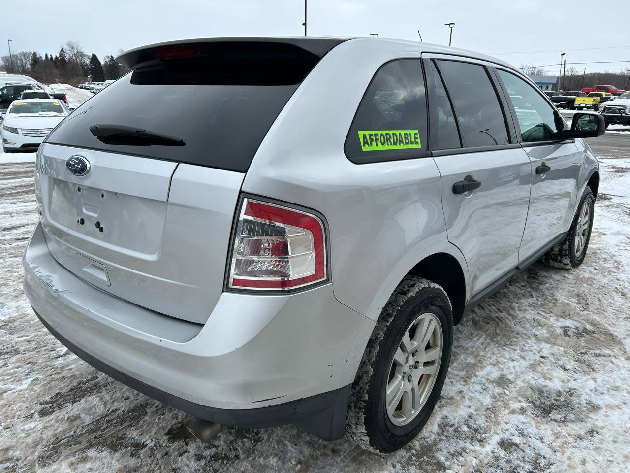 Used 2010 Ford Edge SE image 5