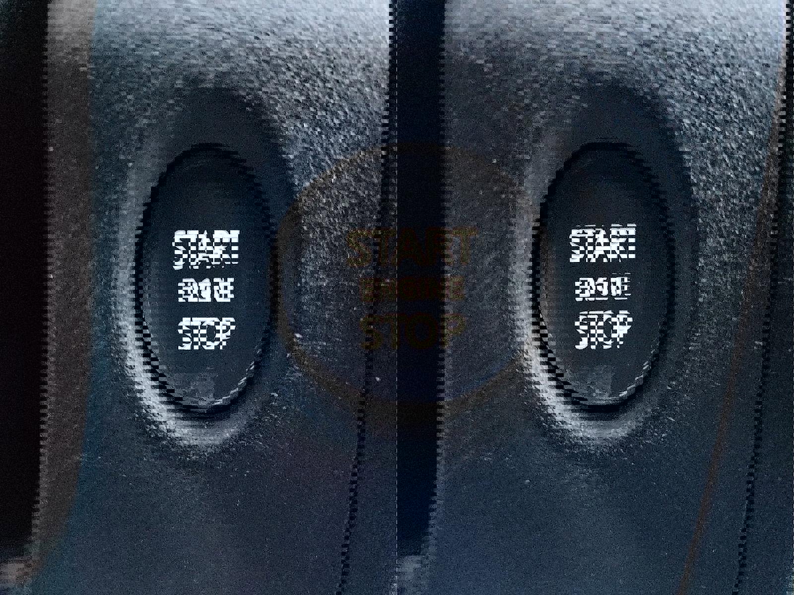 Used 2022 Nissan Frontier SV image 17