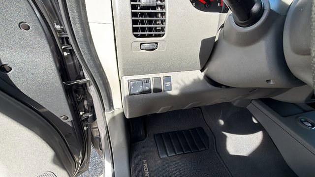 Used 2021 Nissan Frontier SV RWD image 29