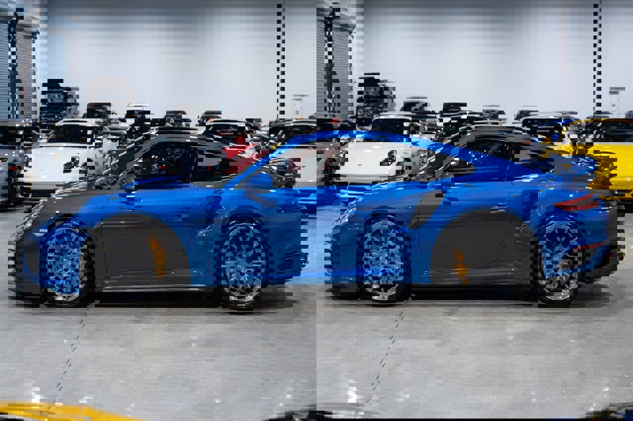 Used 2017 Porsche 911 Turbo S image 3