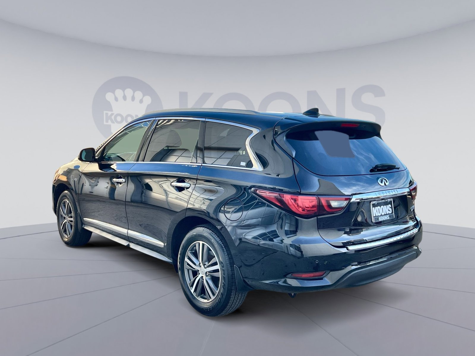 Used 2019 INFINITI QX60 Luxe w/ Essential Package image 4