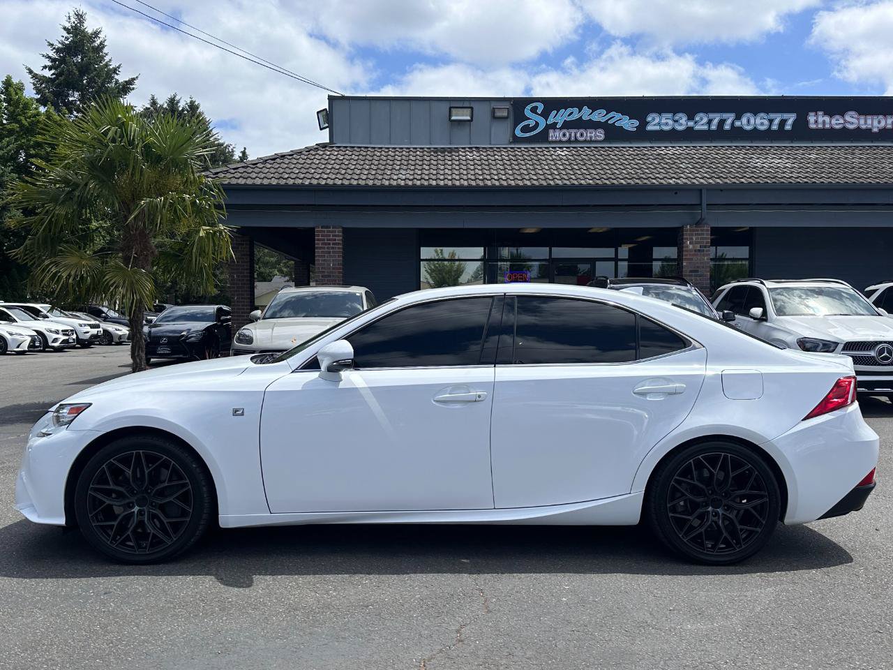 Used 2015 Lexus IS 350 w/ F-Sport Package RWD image 3