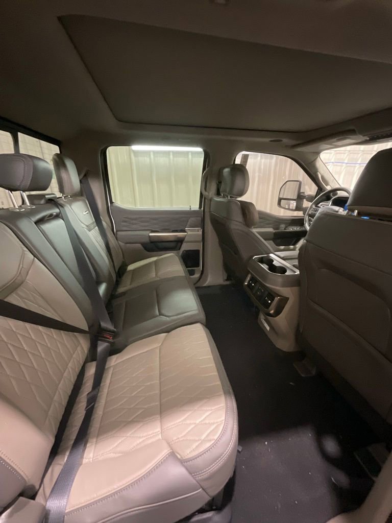 New 2026 Ford F250 Platinum w/ Platinum Plus Package image 12