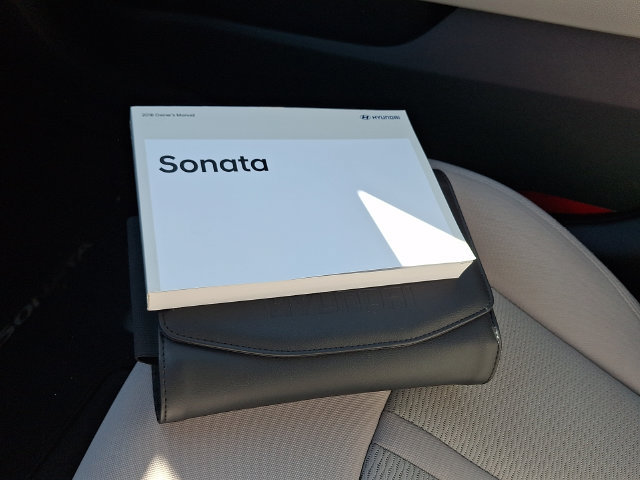 Used 2018 Hyundai Sonata SE FWD image 25