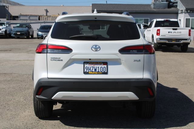 Used 2023 Toyota Corolla Cross XLE w/ Convenience Package image 4