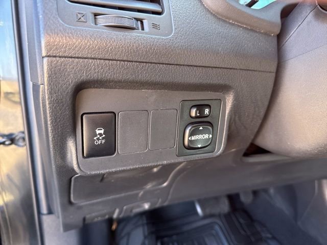 Used 2013 Toyota Corolla S image 22