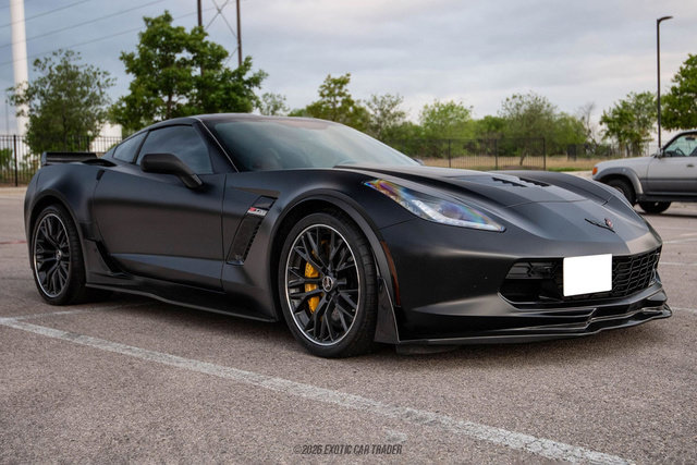 Used 2016 Chevrolet Corvette Z06 w/ 3LZ Preferred Equipment Group image 18