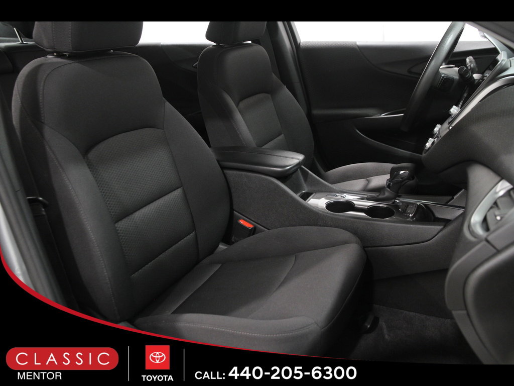 Used 2024 Chevrolet Malibu LT image 17