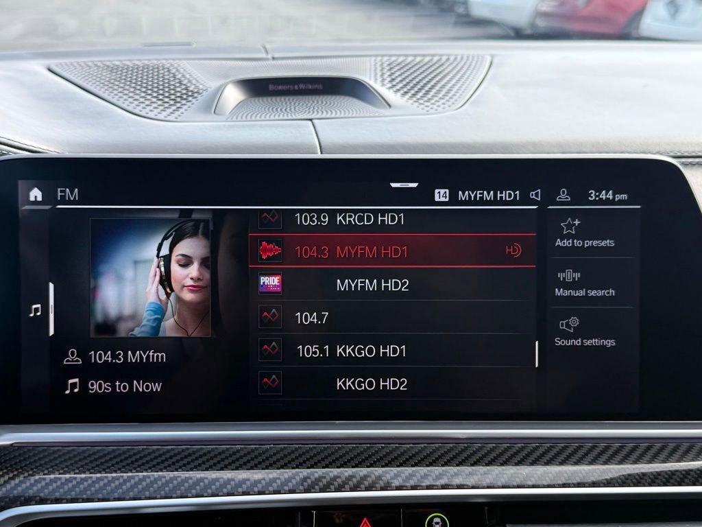 Used 2020 BMW X5 M Competition w/ Executive Package image 32