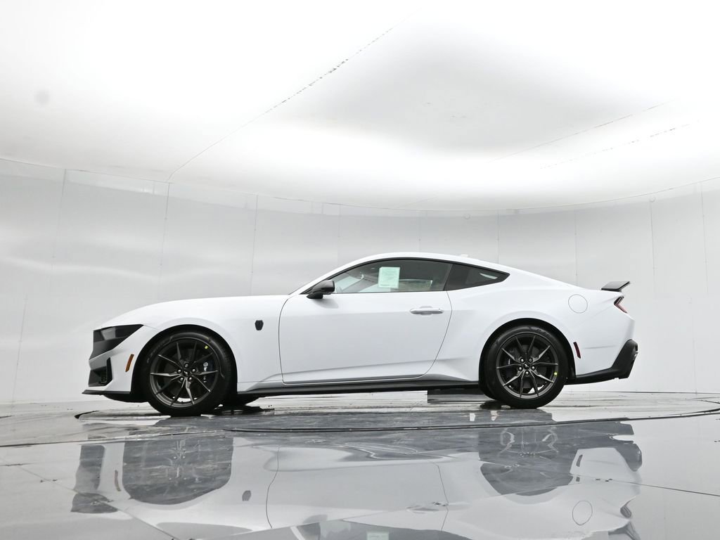 New 2026 Ford Mustang Dark Horse image 7