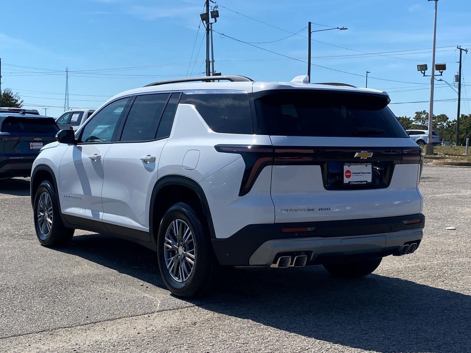 New 2027 Chevrolet Traverse LT w/ LPO, Floor Liner Package AWD/4WD image 4
