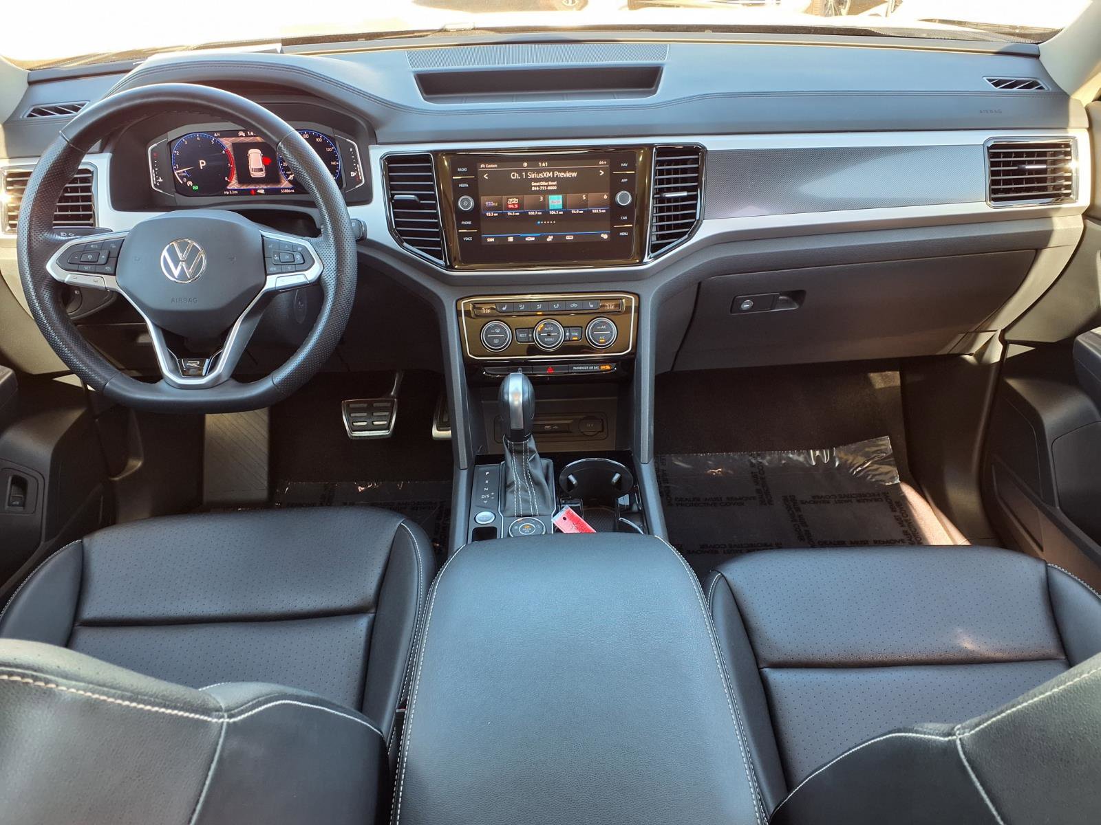 Used 2021 Volkswagen Atlas SEL R-Line image 18