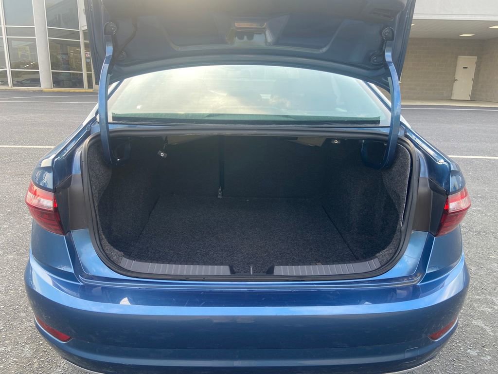 Used 2021 Volkswagen Jetta image 9