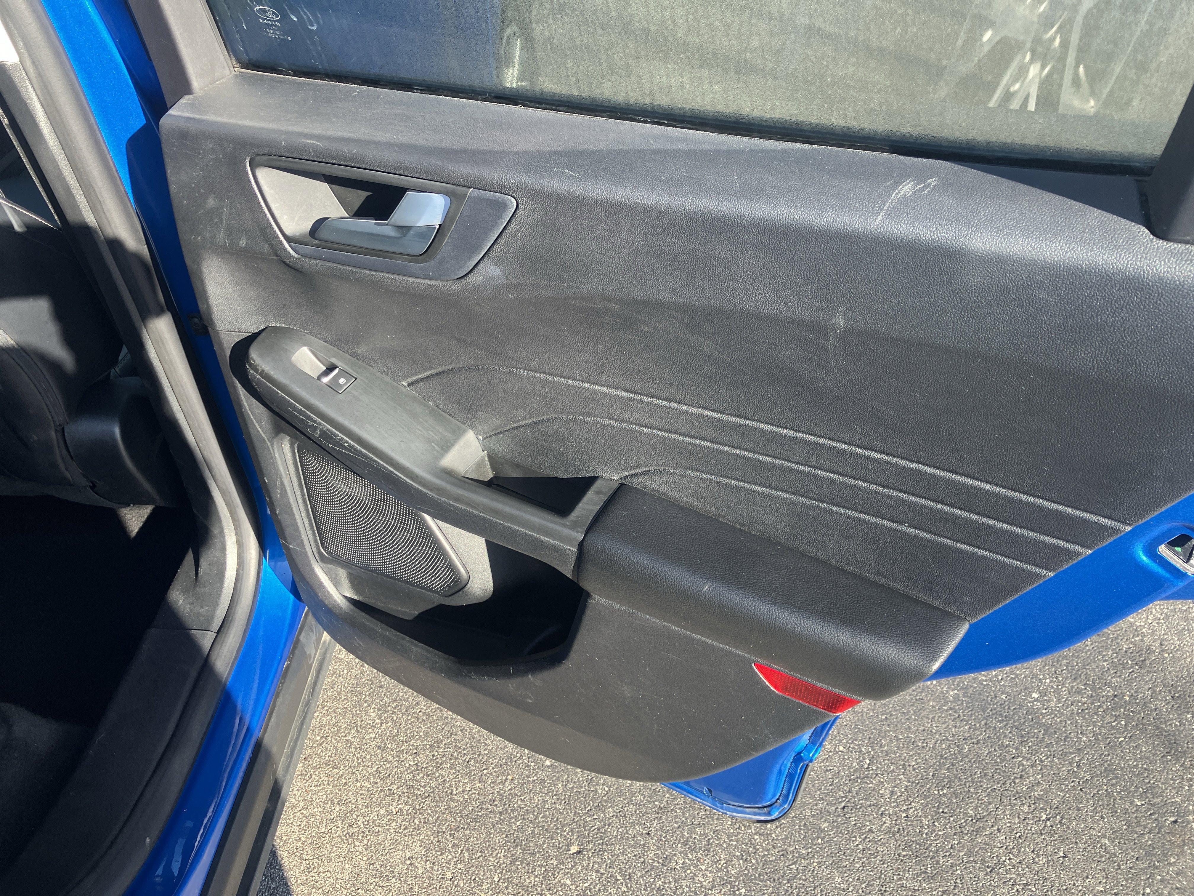 Used 2021 Ford Escape SEL image 14