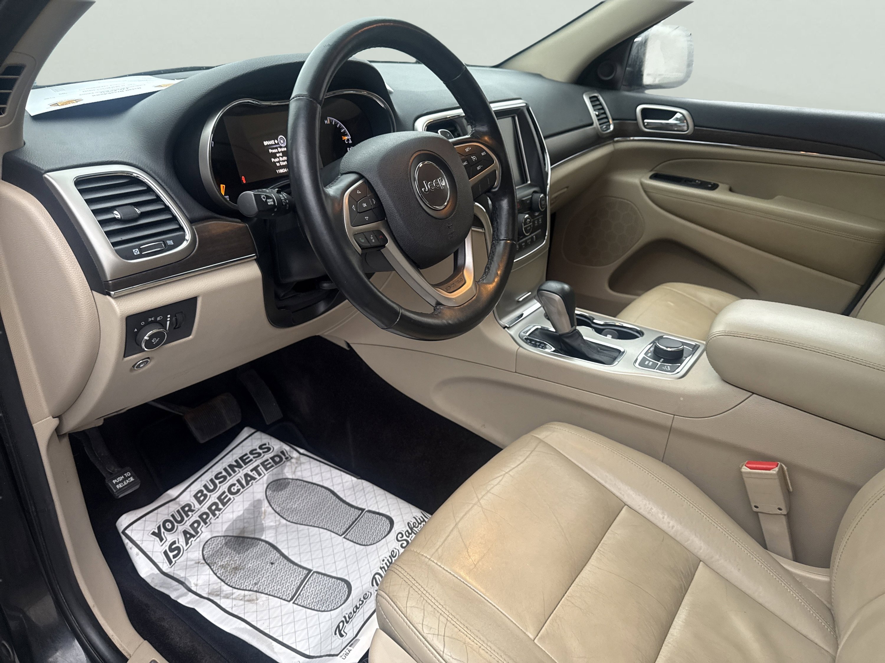 Used 2016 Jeep Grand Cherokee Limited image 16