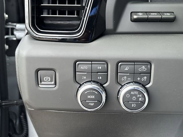New 2026 GMC Sierra 2500 AT4X image 17