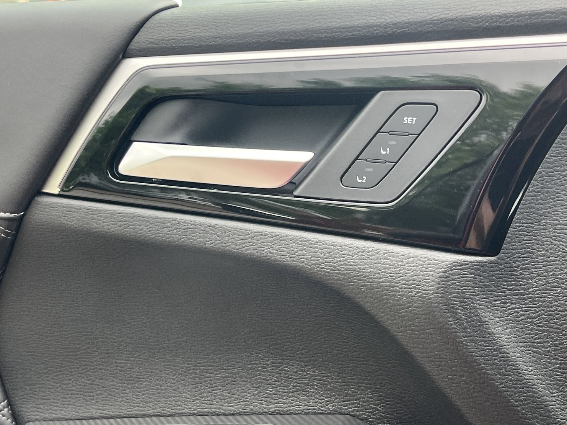 New 2026 Nissan Rogue Platinum AWD/4WD image 18