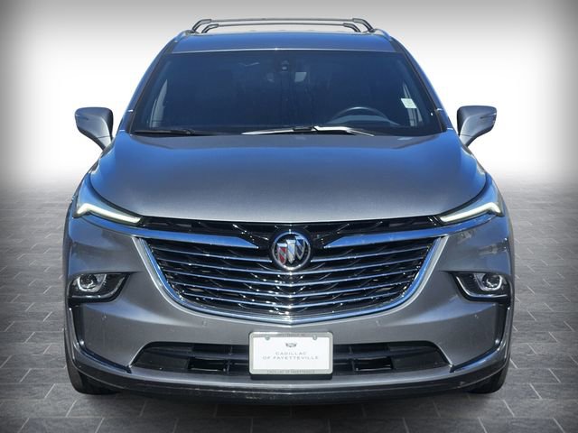 Used 2024 Buick Enclave Premium image 2