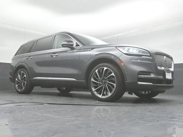 Used 2023 Lincoln Aviator Reserve w/ Equipment Group 201A image 32