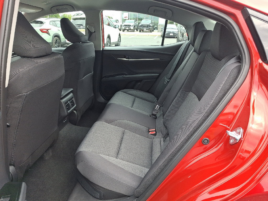 Used 2026 Toyota Camry LE FWD image 10