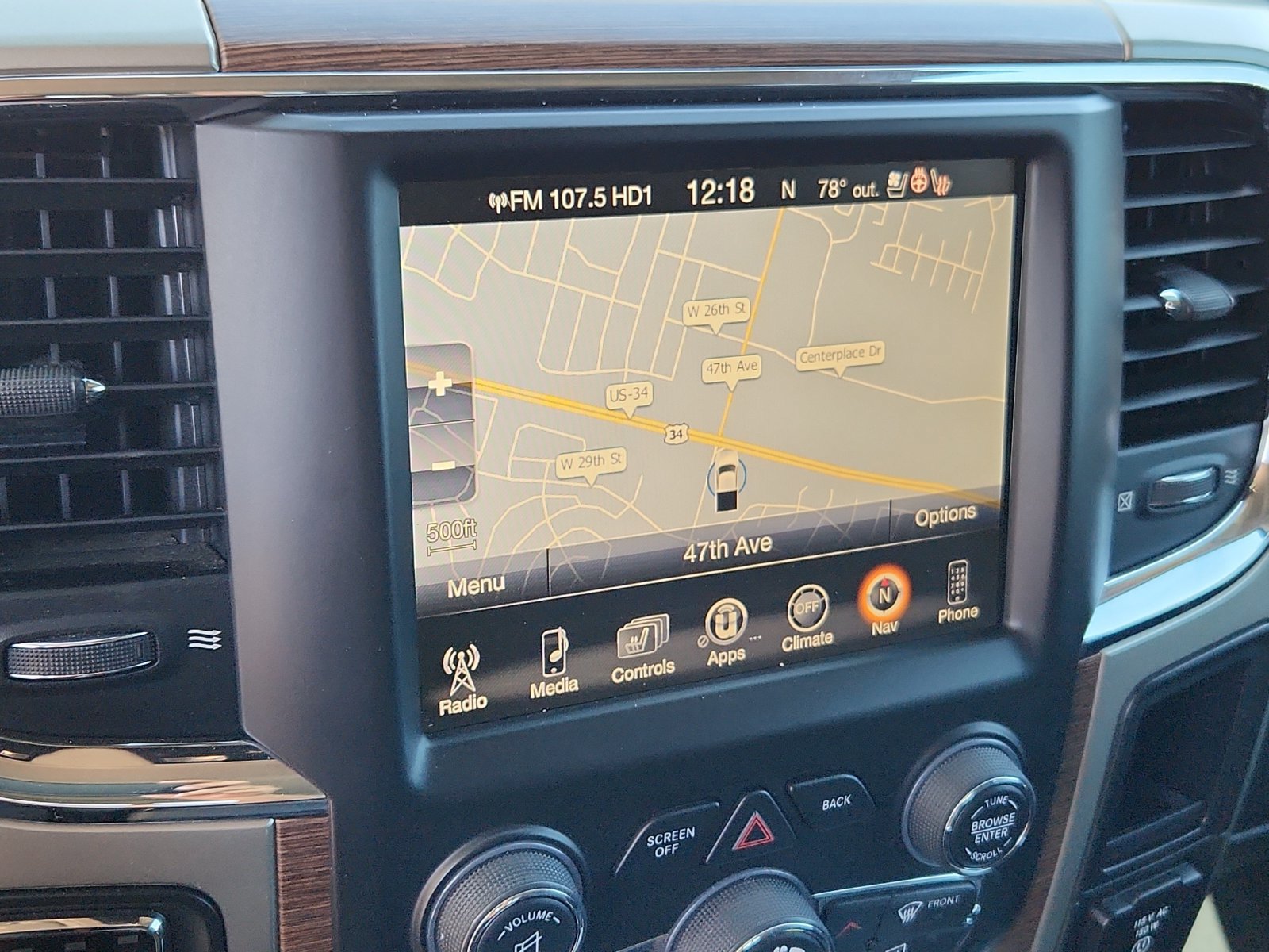 Used 2015 RAM 1500 Laramie w/ Convenience Group AWD/4WD image 24