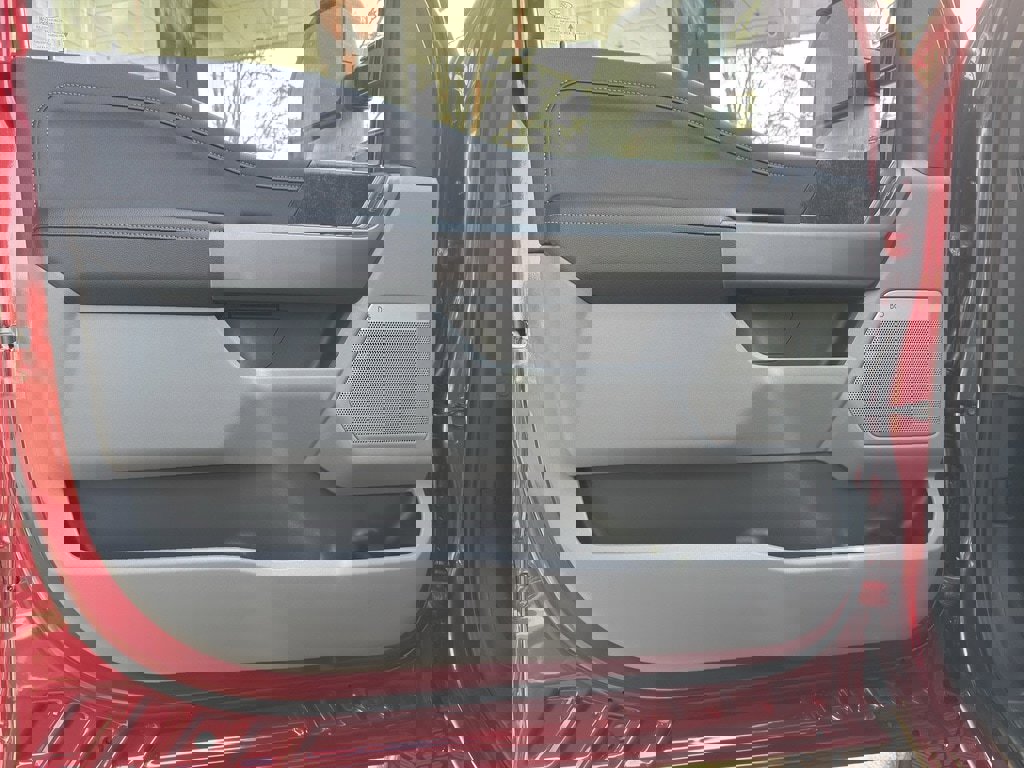 New 2026 Ford F250 XLT w/ XLT Premium Package image 19