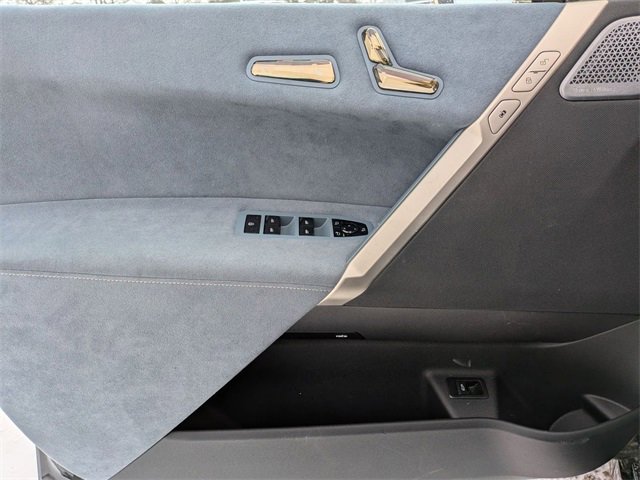 Used 2023 BMW iX M60 w/ Executive Package image 24