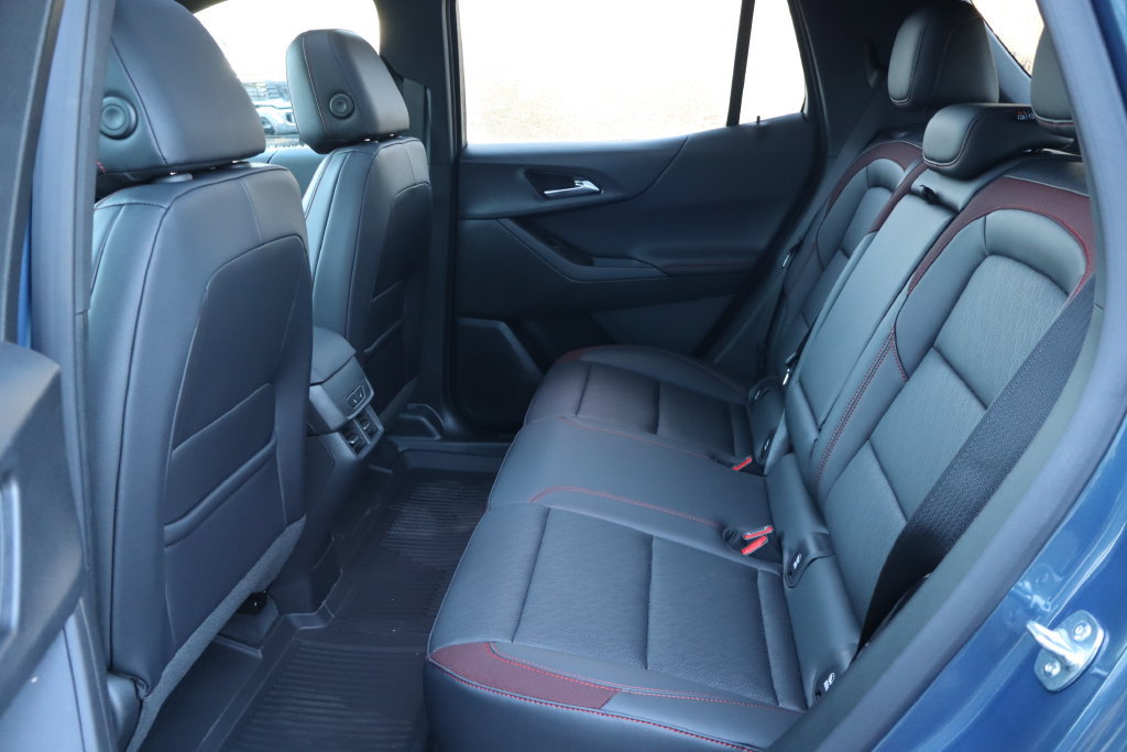 New 2027 Chevrolet Equinox RS w/ Convenience Package III AWD/4WD image 22