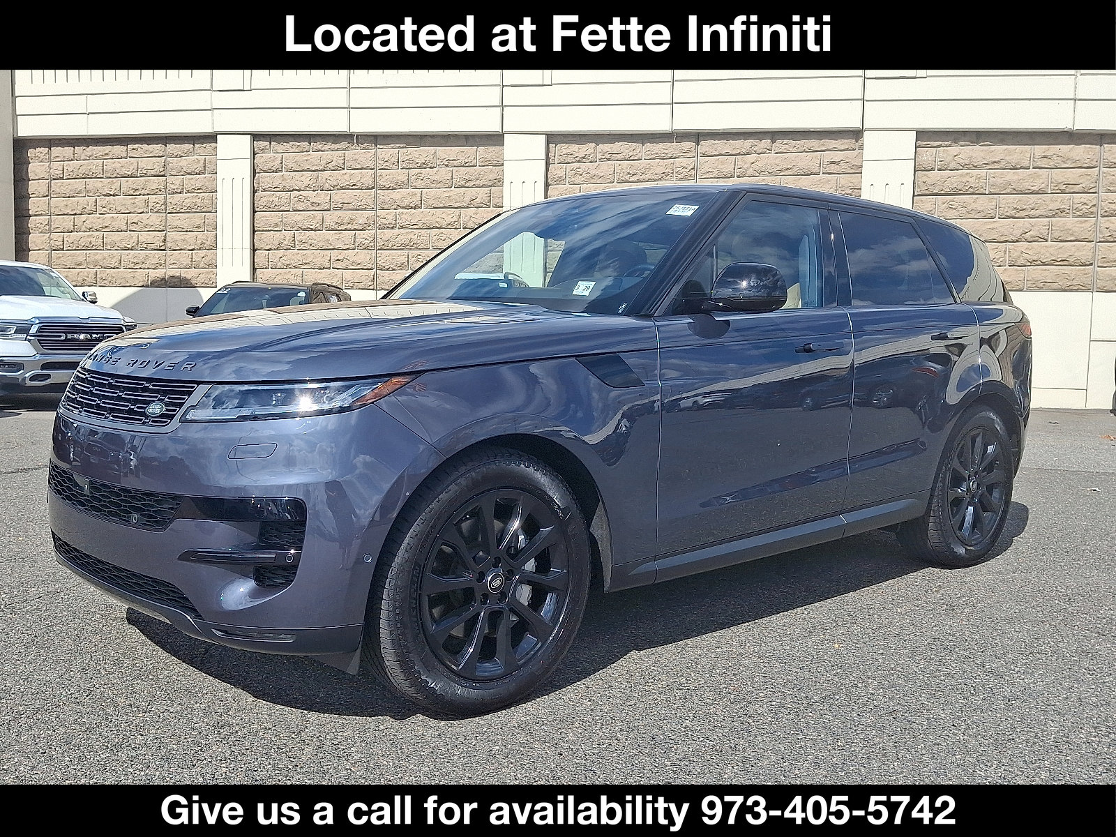 Used 2024 Land Rover Range Rover Sport SE