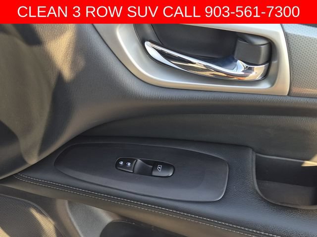 Used 2017 Nissan Pathfinder SL FWD image 16