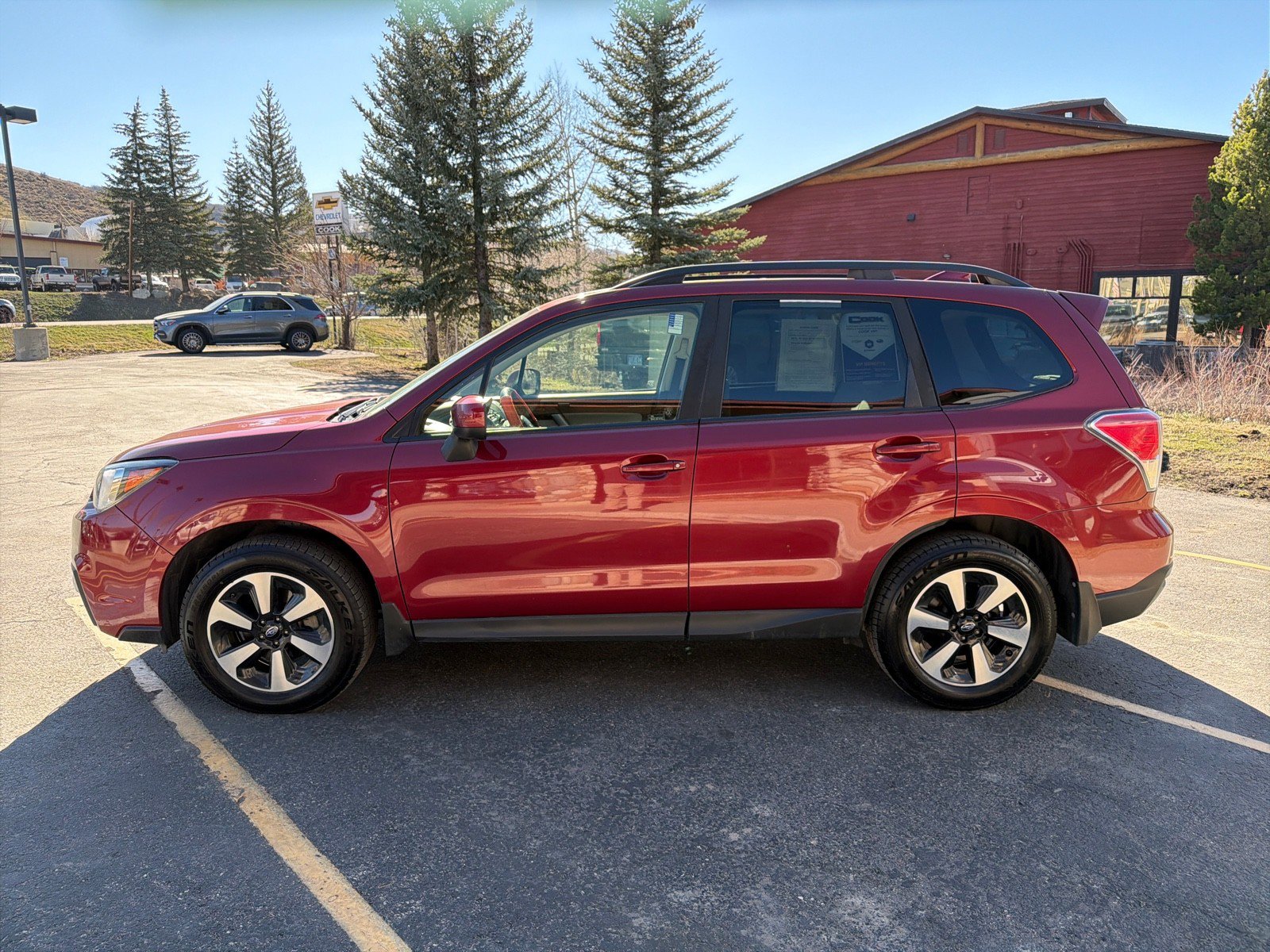 Used 2018 Subaru Forester 2.5i Premium w/ All-Weather Package image 5