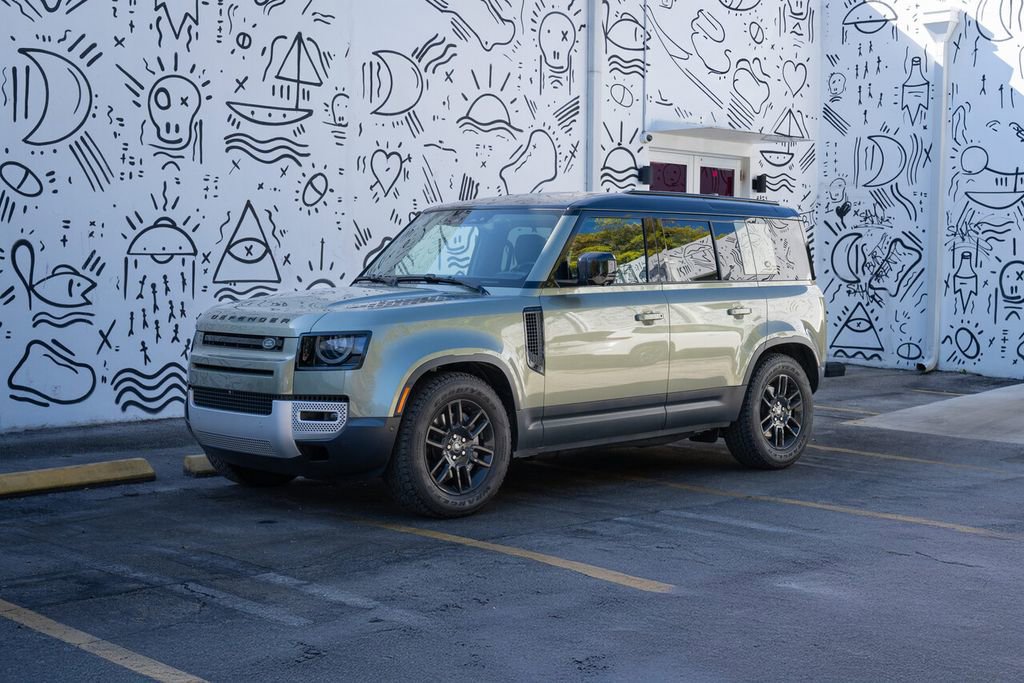 Used 2023 Land Rover Defender 110 SE image 1