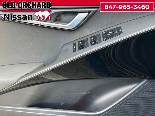 Used 2023 Kia Niro EX Touring FWD image 8