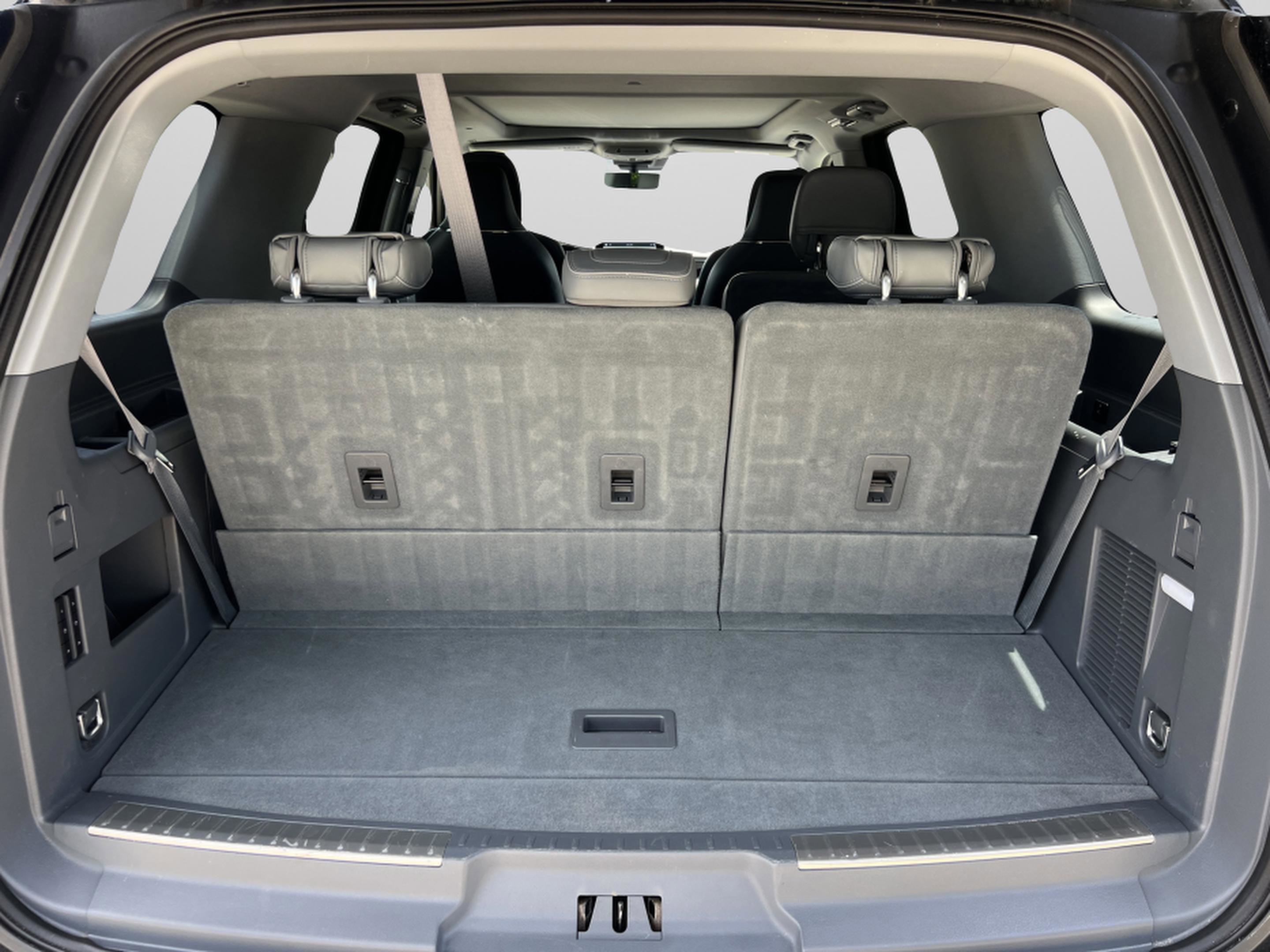 Used 2019 Lincoln Navigator Reserve AWD/4WD image 29