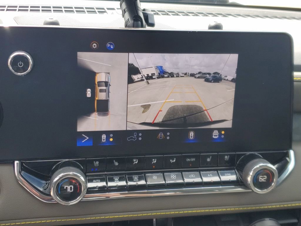 Used 2024 Chevrolet Colorado ZR2 w/ ZR2 Convenience Package III image 27