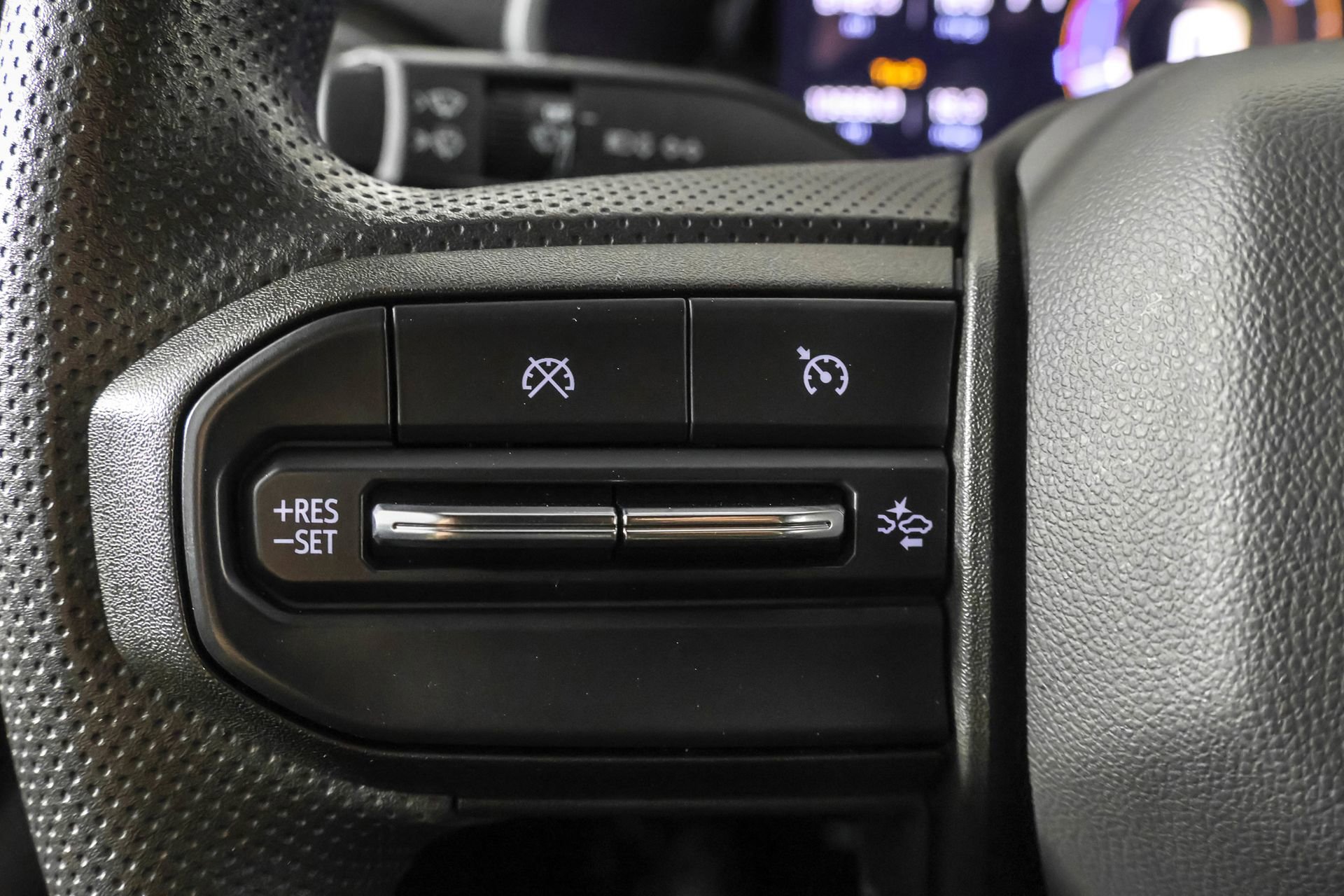 Used 2024 Chevrolet Colorado Trail Boss w/ Technology Package image 26