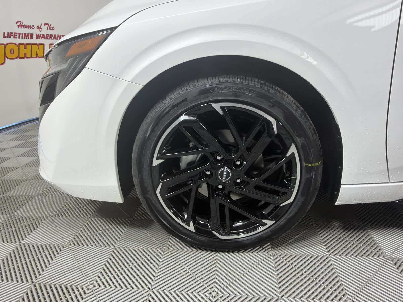 New 2026 Nissan Sentra SR w/ Floor Mat Package image 10